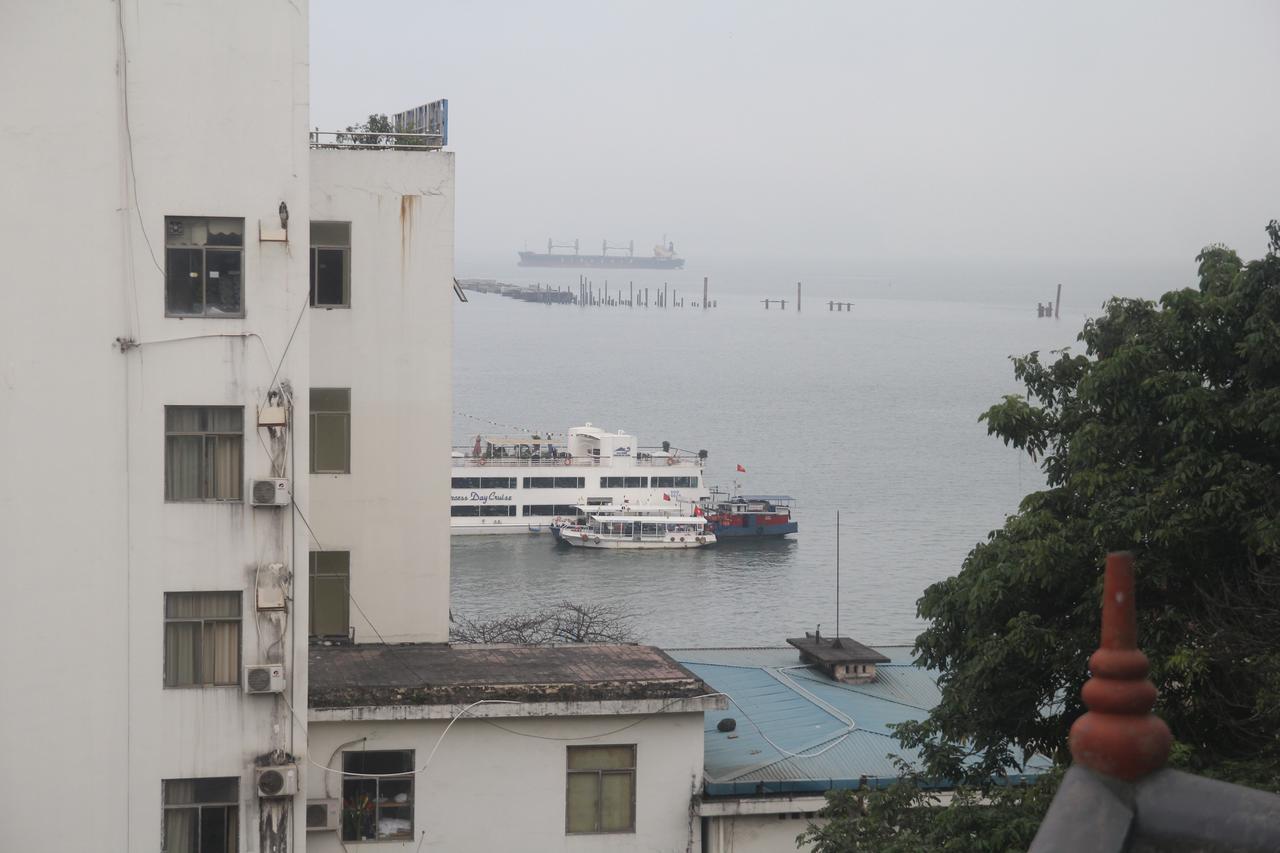Hoang Yen Guesthouse Ha Long Exterior foto